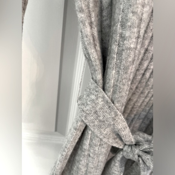 LOFT Sweater Dress - Picture 5 of 6